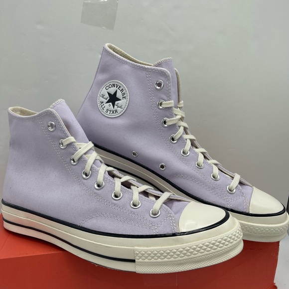 Converse Men’s A02754C
CHUCK 70 HI
VAPOR VIOLET/EGRET High-Top Sneakers Purple - Picture 5 of 16